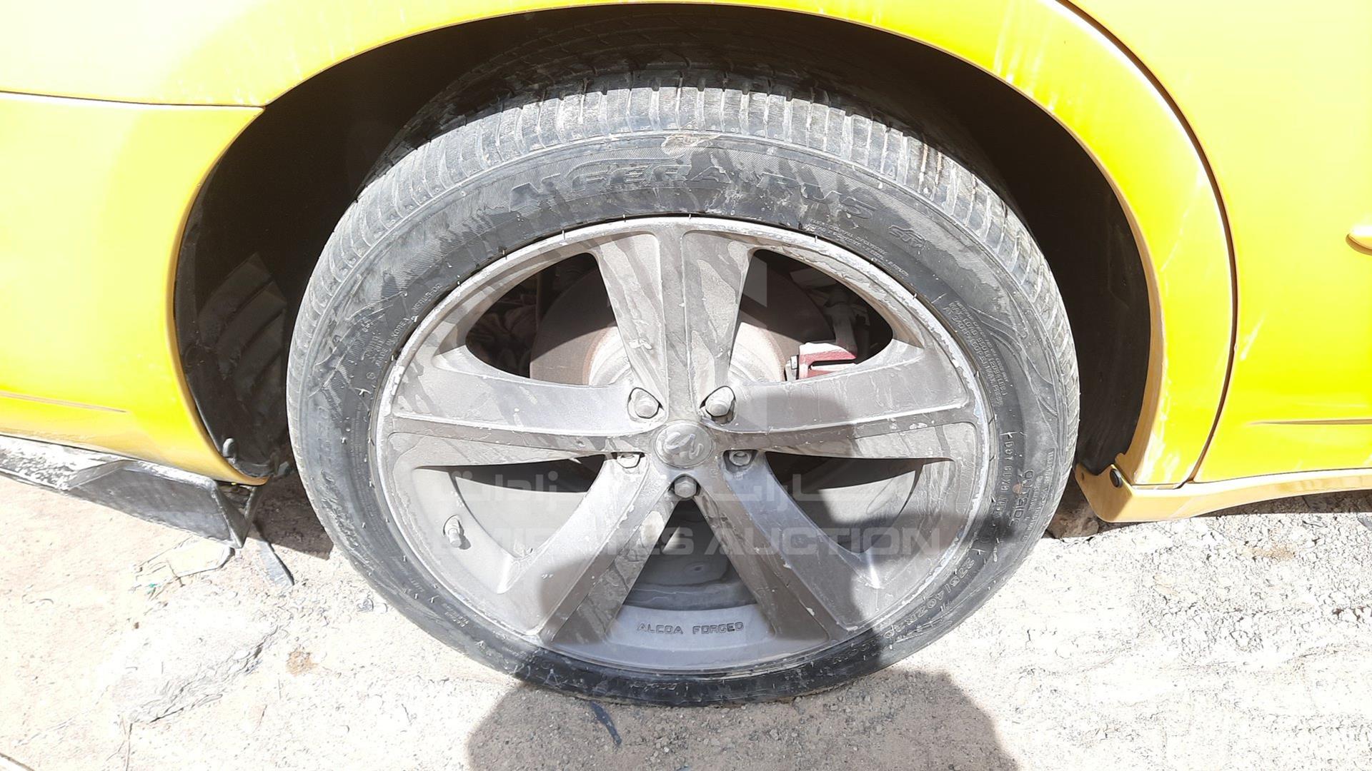 2008 DODGE CHARGER VIN: 2B3KA33G18H316452