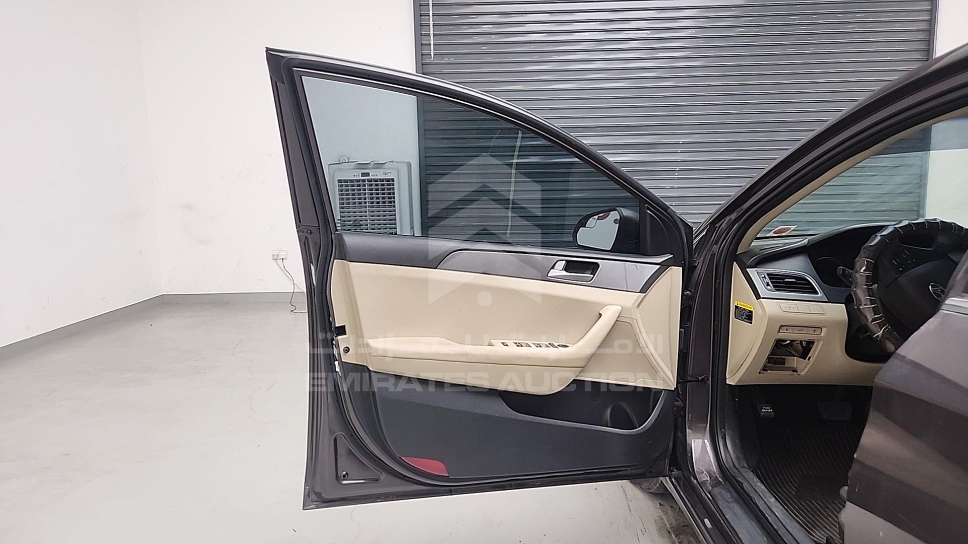 2016 HYUNDAI SONATA VIN: 5NPE24AF6GH274939