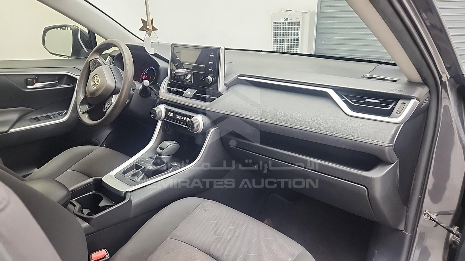 2019 TOYOTA RAV-4 VIN: JTDW13FV2KJ007783