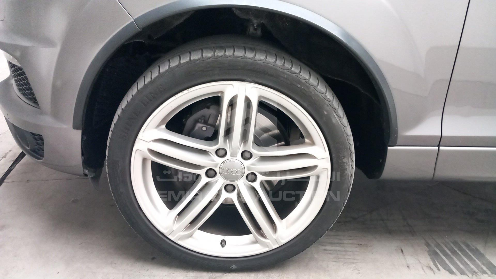 2013 AUDI Q7 VIN: WAUAGD4L3DD000355