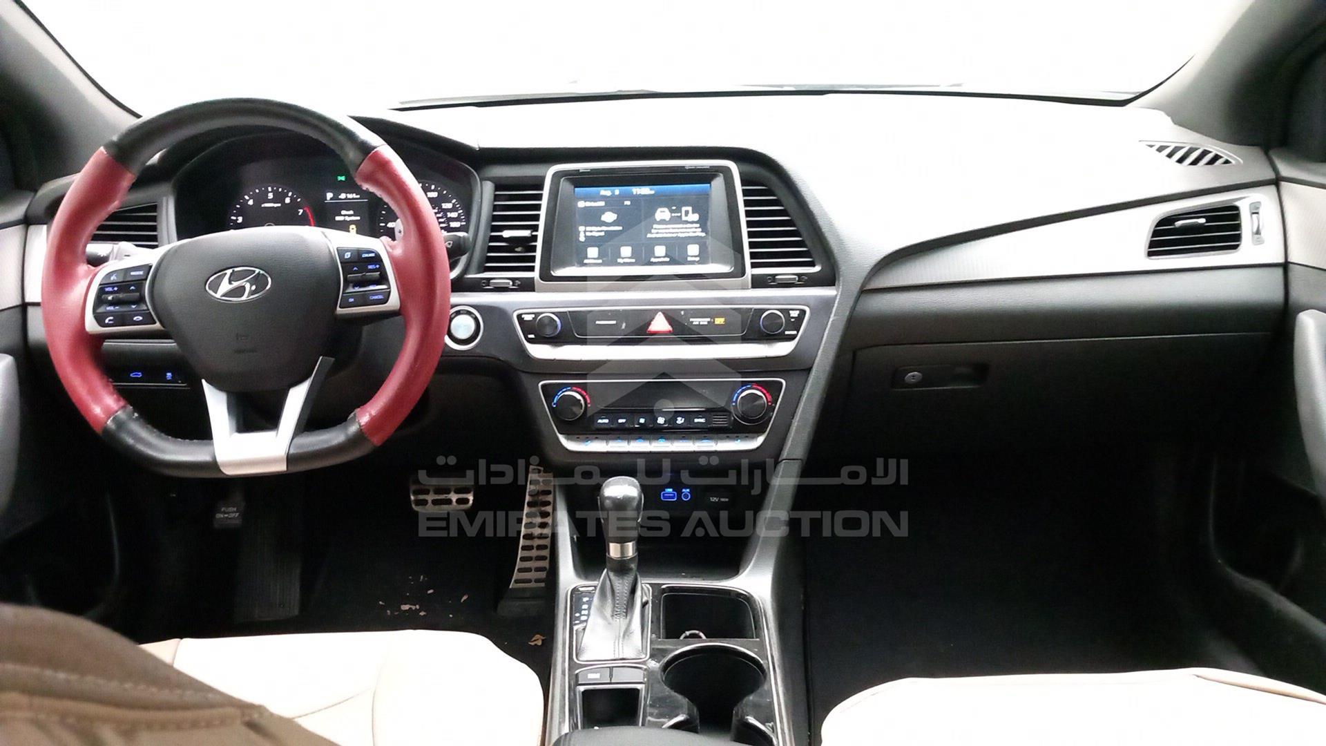 2019 HYUNDAI SONATA VIN: 5NPE34AFXKH740927