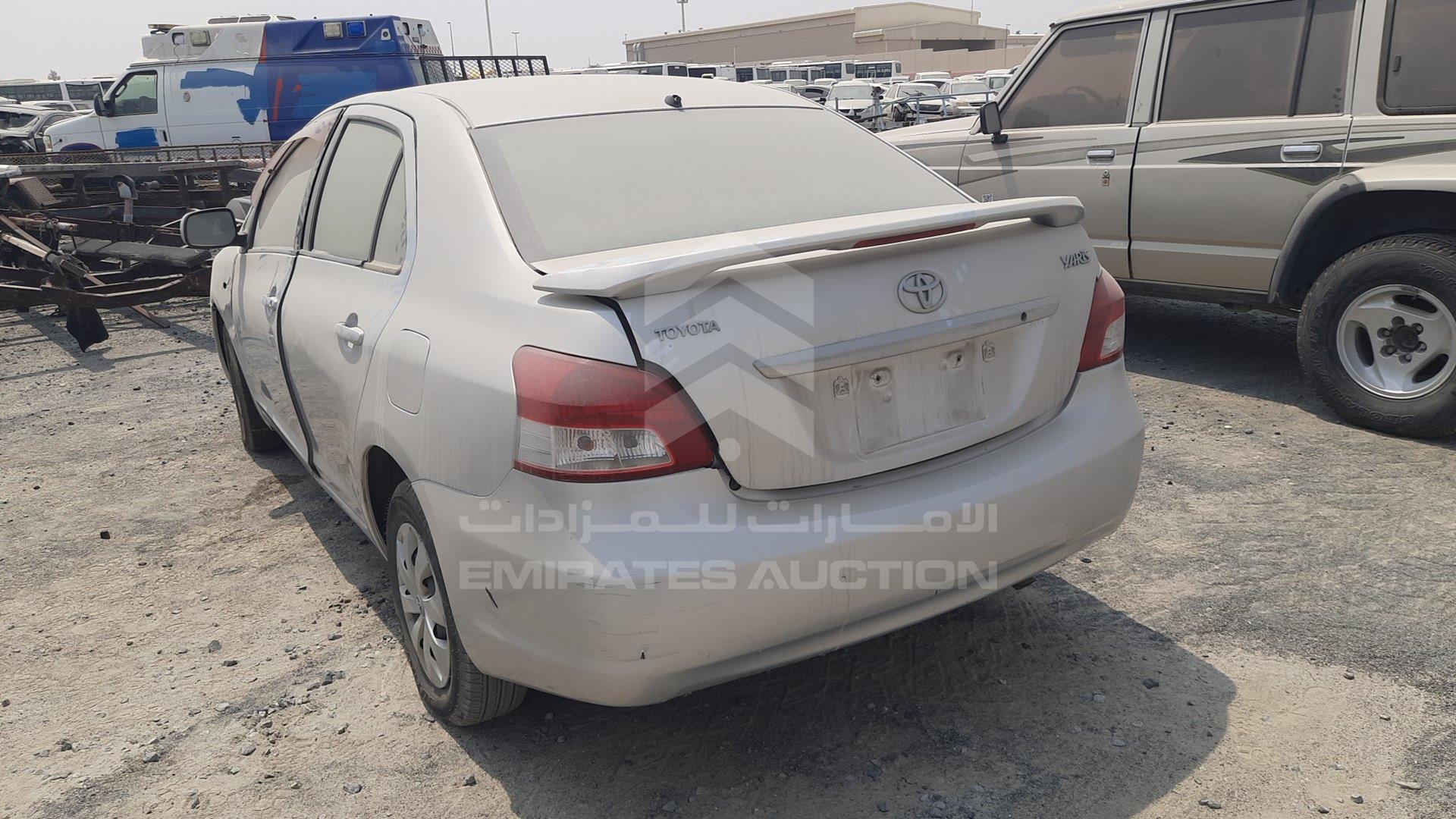 2008 TOYOTA YARIS VIN: JTDBW923984020156
