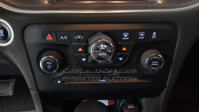 VIN: 2C3CDXCT3EH333185 Auction: EmiratesAuction Lot: 347999 2C3CDXCT3EH333185 Dodge Charger 2014 BLUE Photo 17