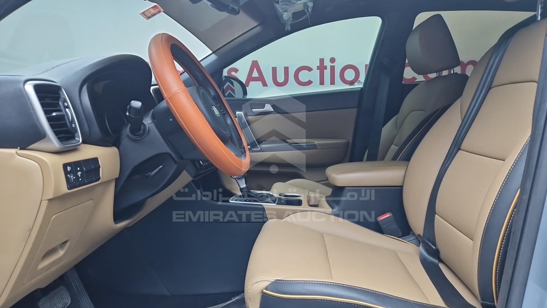 2021 KIA SPORTAGE VIN: U5YPH8143ML911471