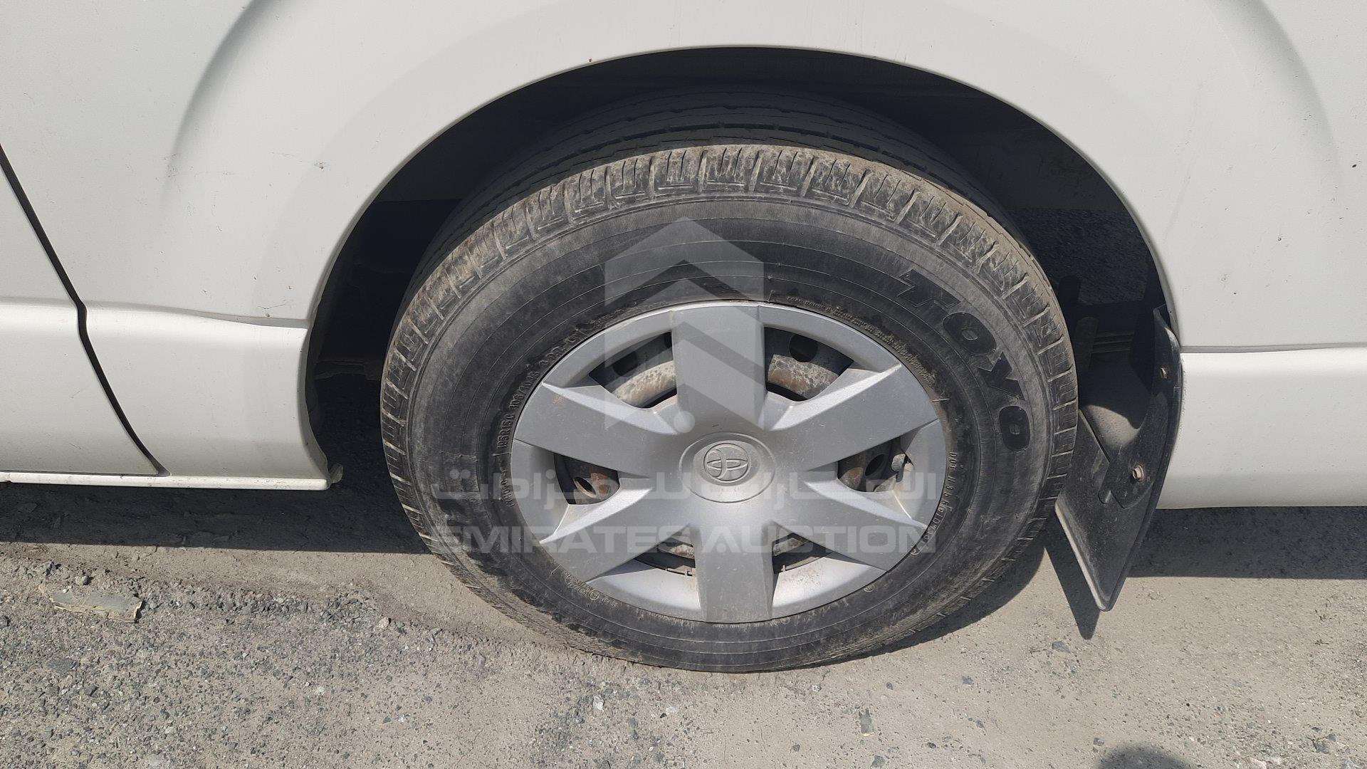 JTFHX02P7F0100427 - 2015 Toyota Hiace - #394257