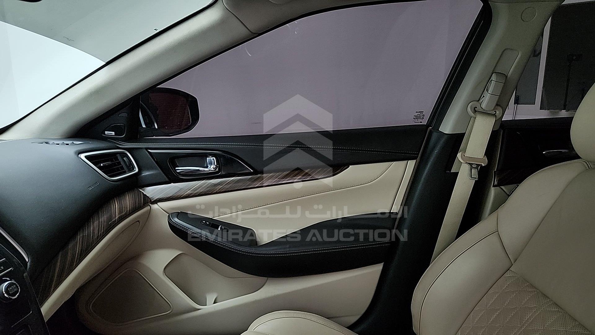2018 NISSAN MAXIMA VIN: 1N4AA6AP2JC360330