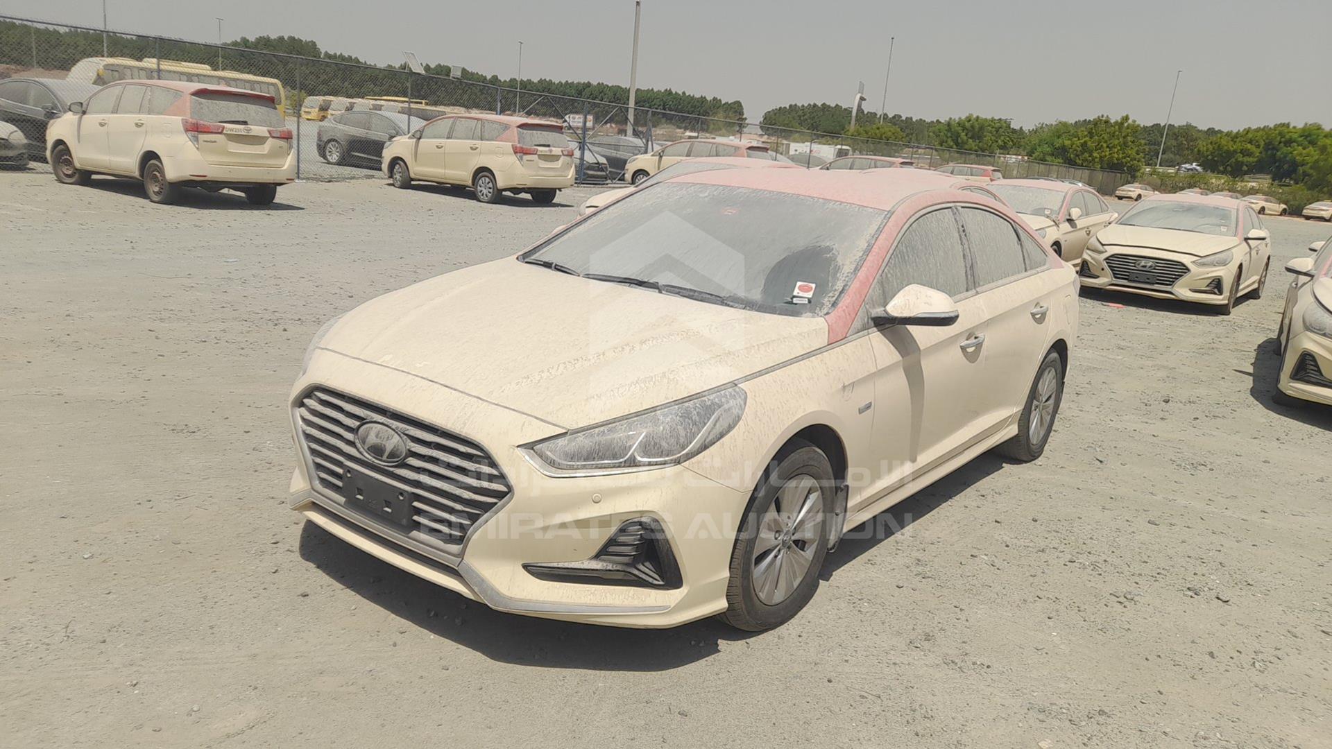 2019 HYUNDAI SONATA VIN: KMHE24130KA092977