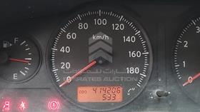 نيسان أورفان 2012 — قراءة العداد — صورة 1 — صورة مصغرة