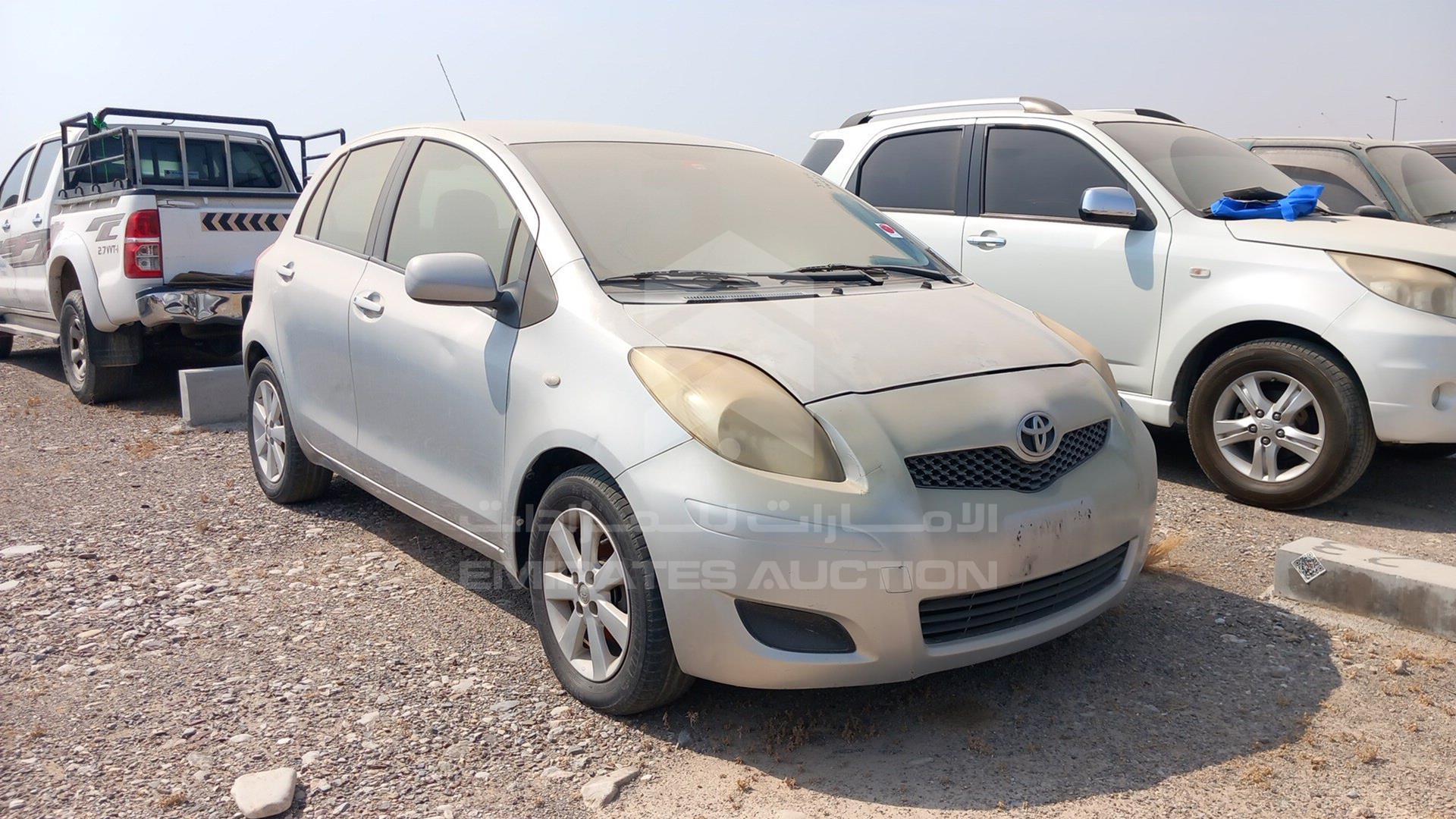 2009 TOYOTA YARIS VIN: JTDKW923795125841