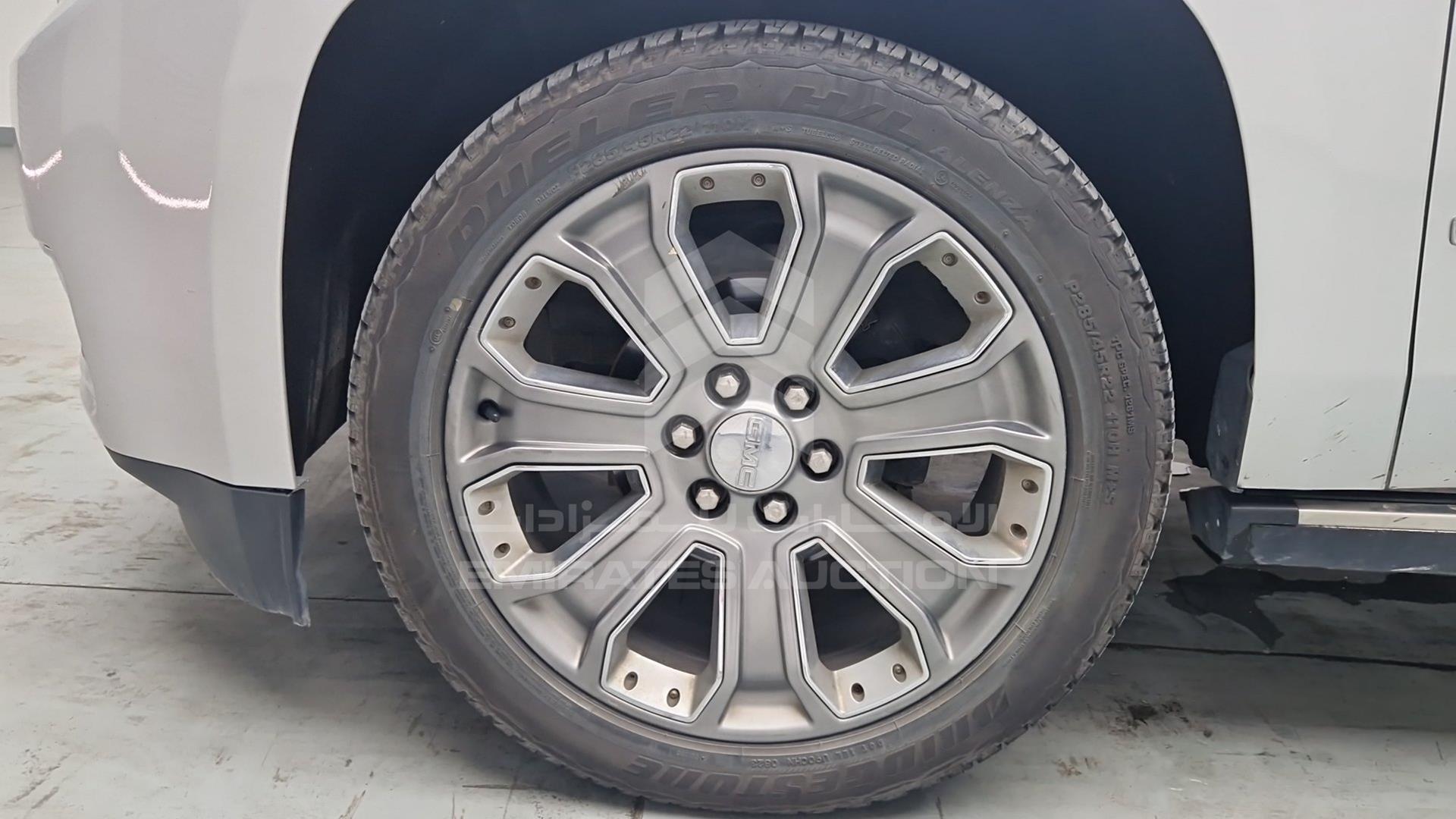 2015 GMC YUKON VIN: 1GKS27KJ4FR572067