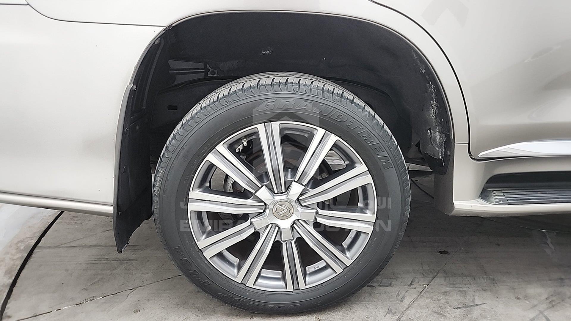2017 LEXUS LX 570 VIN: JTJHY00W7H4233309
