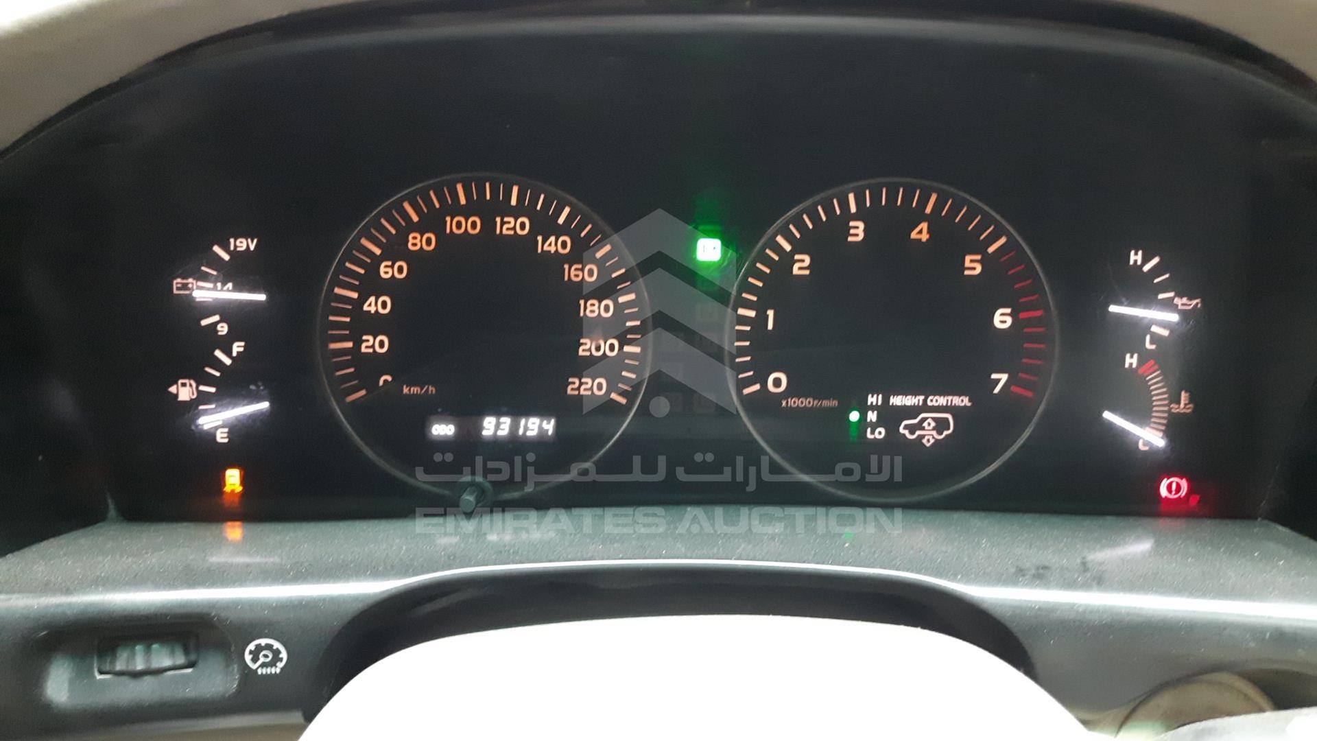 2004 LEXUS LX 470 VIN: JTJHT00W543537432