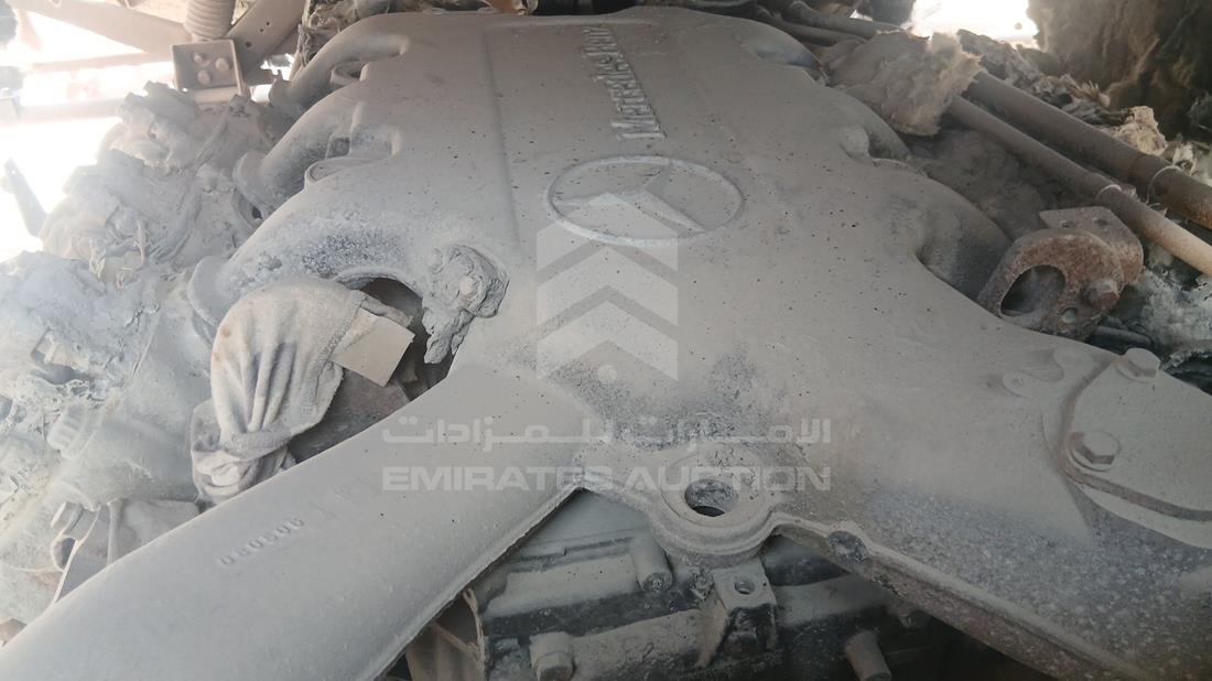 مرسيدس 1846 2004 — خليج المحرك — صورة 12