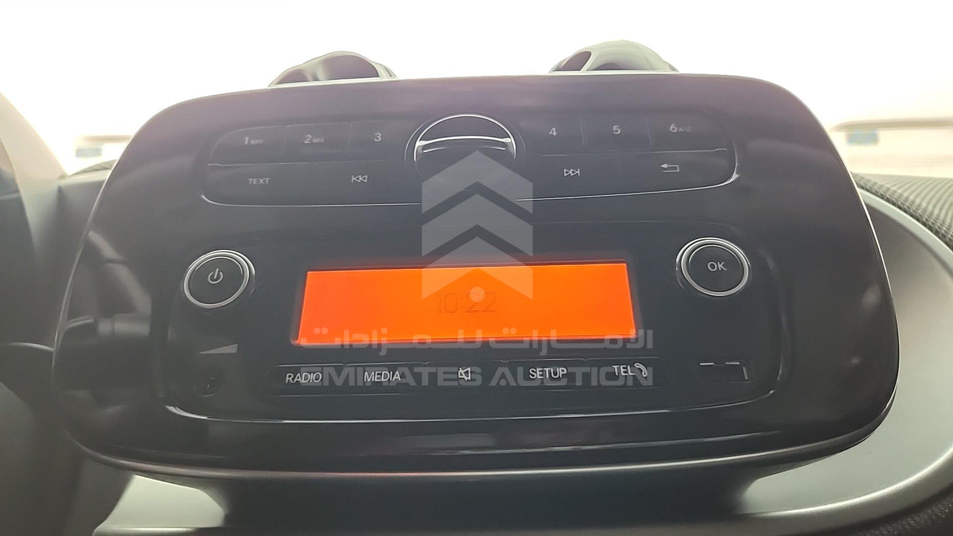2016 SMART FORTWO VIN: WMEFJ5DA2GK071952