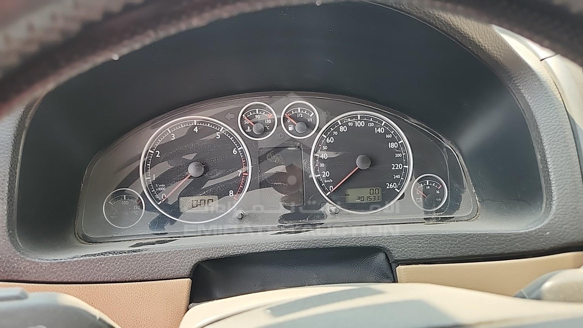 2007 VOLKSWAGEN MULTIVAN VIN: WV2LAF7H87H001404