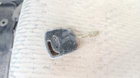 2011 Ford Figo — Keys — Photo 5 — Thumbnail
