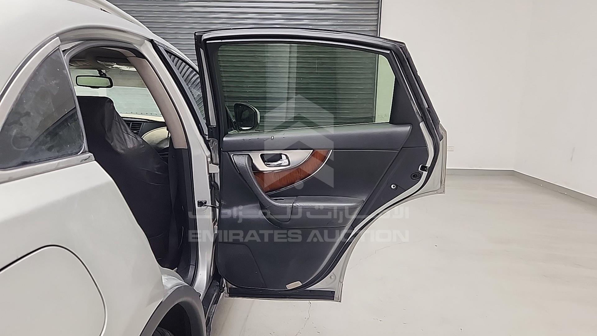 2010 INFINITI FX 35 VIN: JNRAS15Y1AM520107