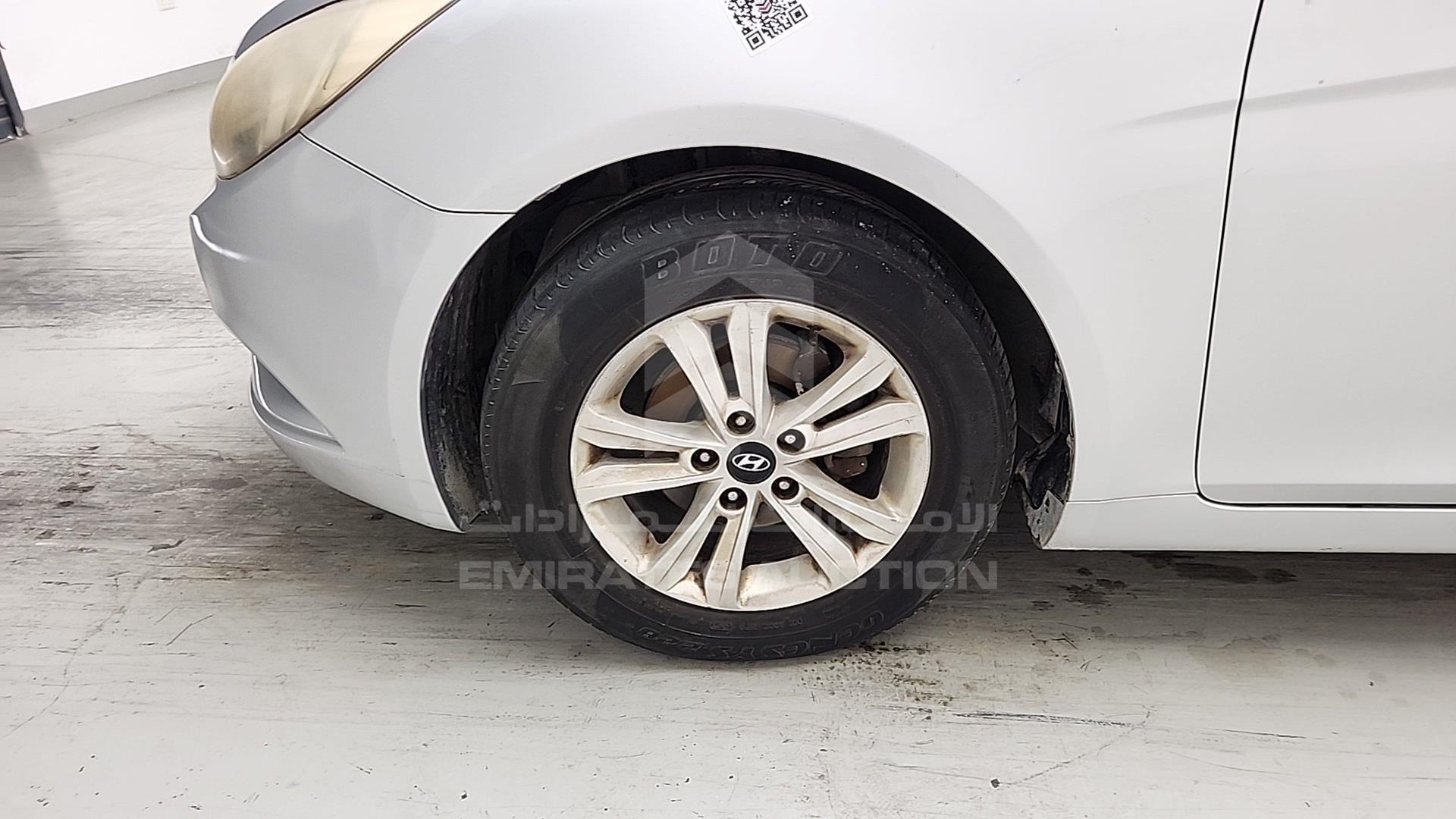2012 HYUNDAI SONATA VIN: KMHEC41LBCA417898