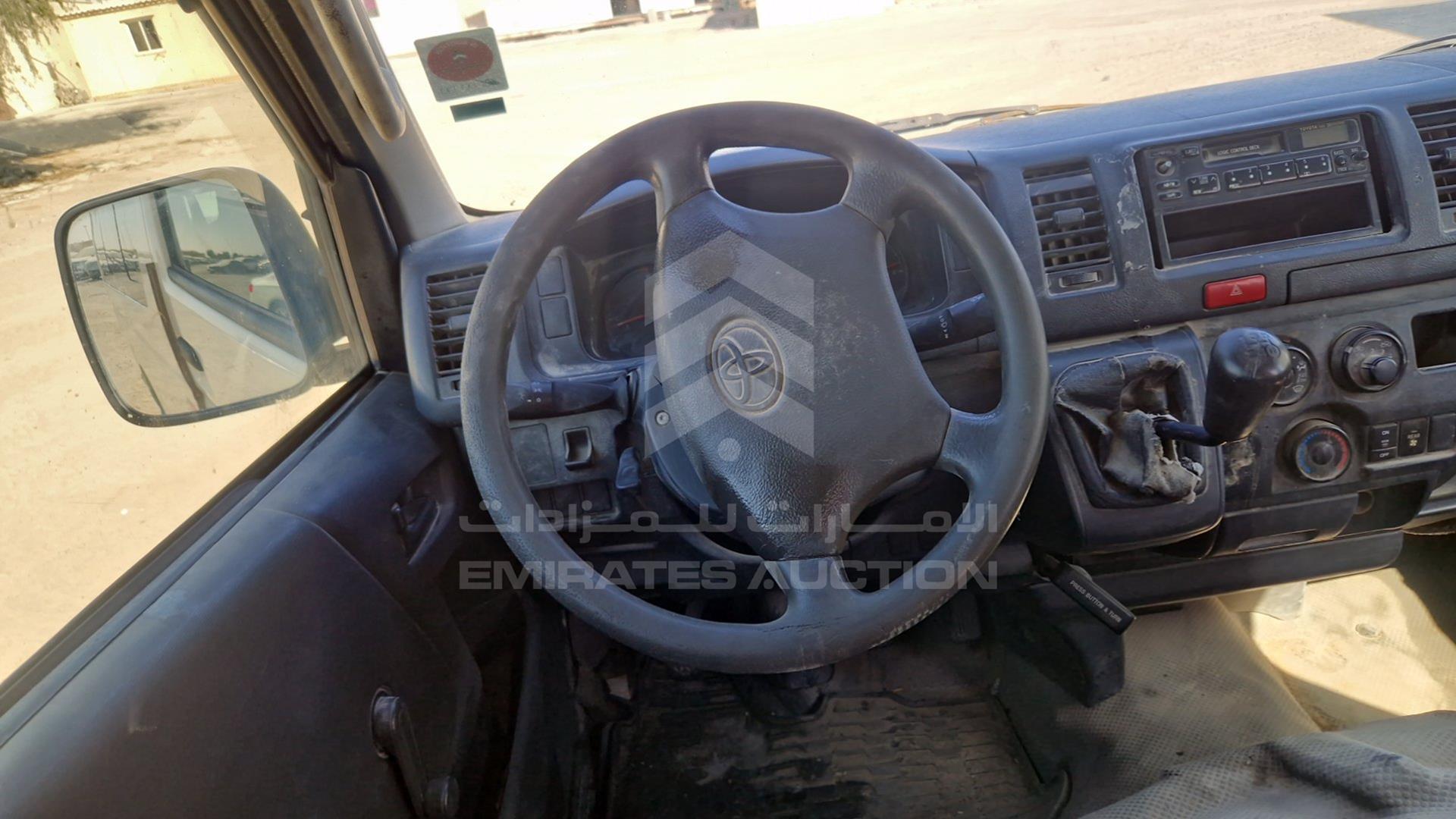 2015 TOYOTA HIACE VIN: JTGJX02P6F5041788