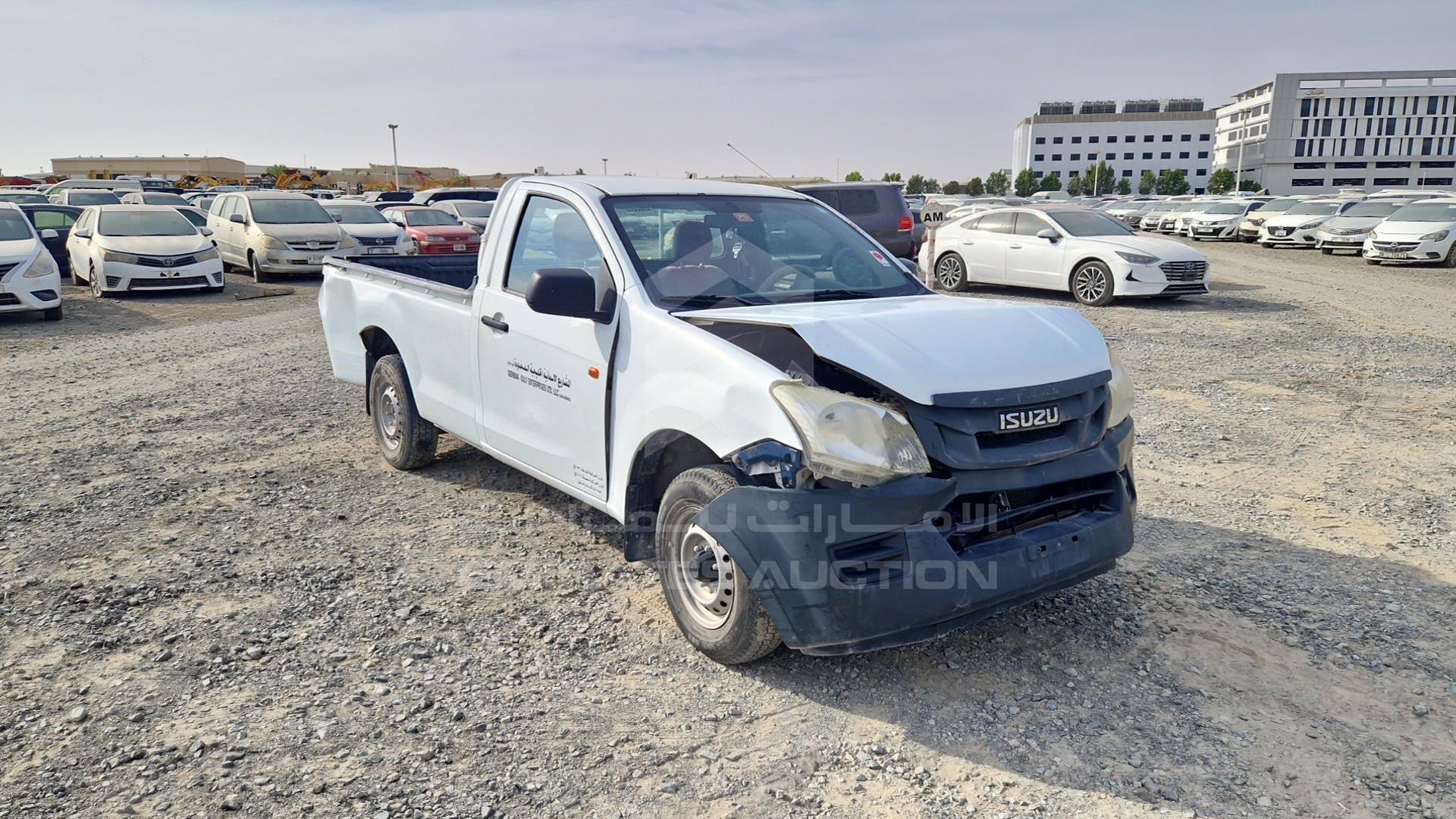 2015 ISUZU D-MAX VIN: MPAEL34C1FT003913