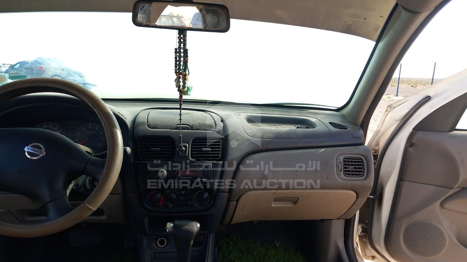 2001 NISSAN SUNNY VIN: JN1EN61C81W001613