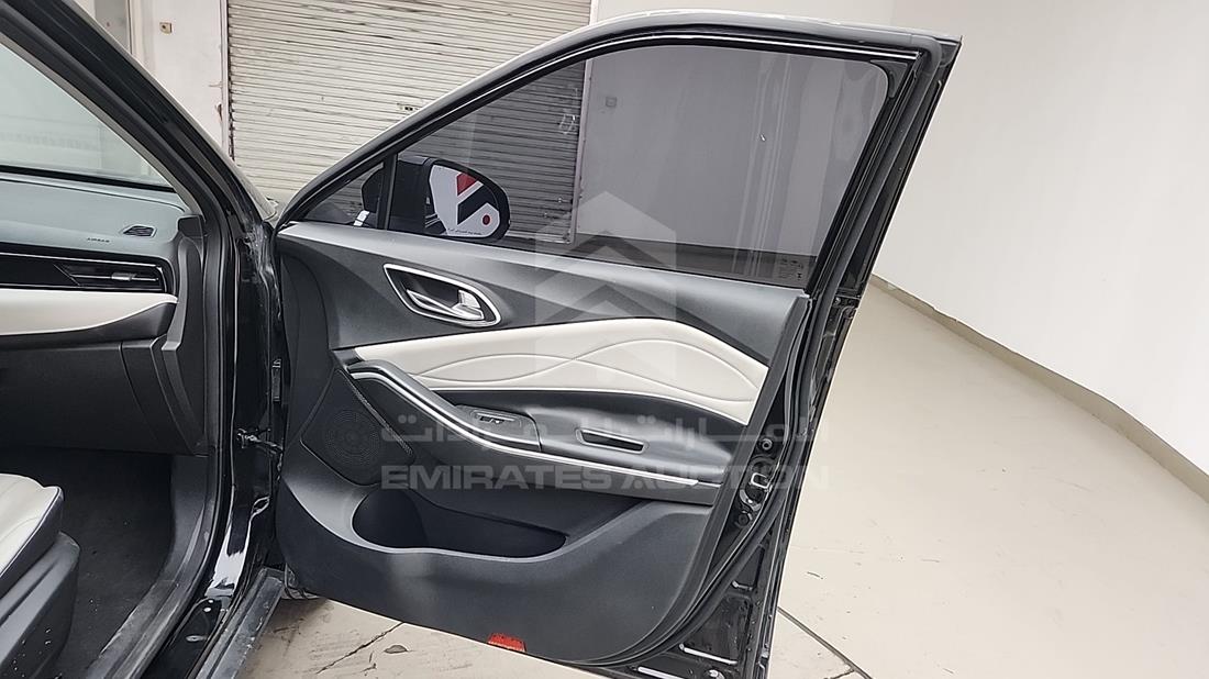 2023 JAC JS4 — Front Right Door — Photo 33