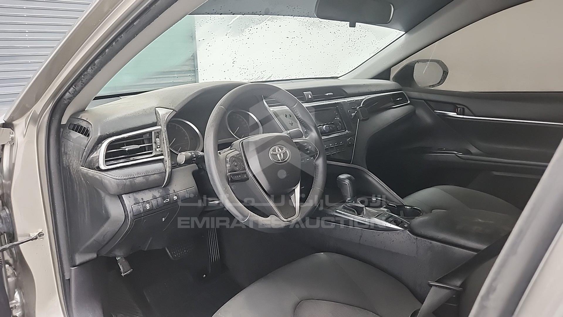 2018 TOYOTA CAMRY VIN: JTNBF9HK2J3009487
