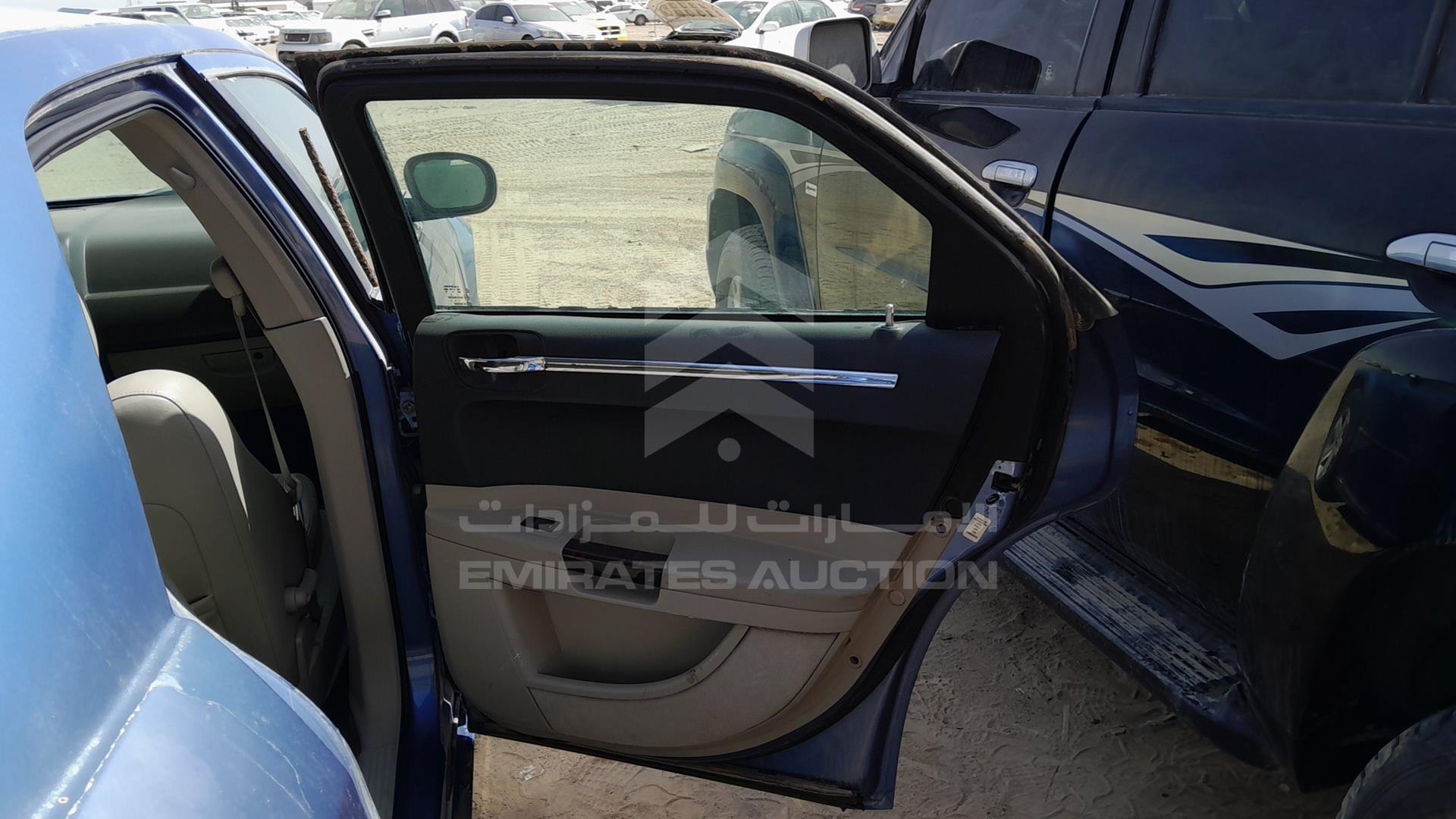 2007 CHRYSLER 300 C VIN: 2C3HA63H47H728595