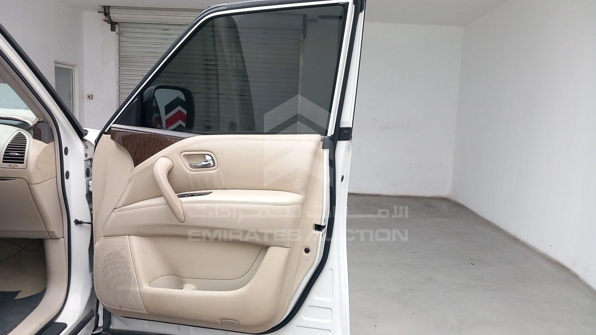 2011 NISSAN PATROL VIN: JN8AY25YXB9013588