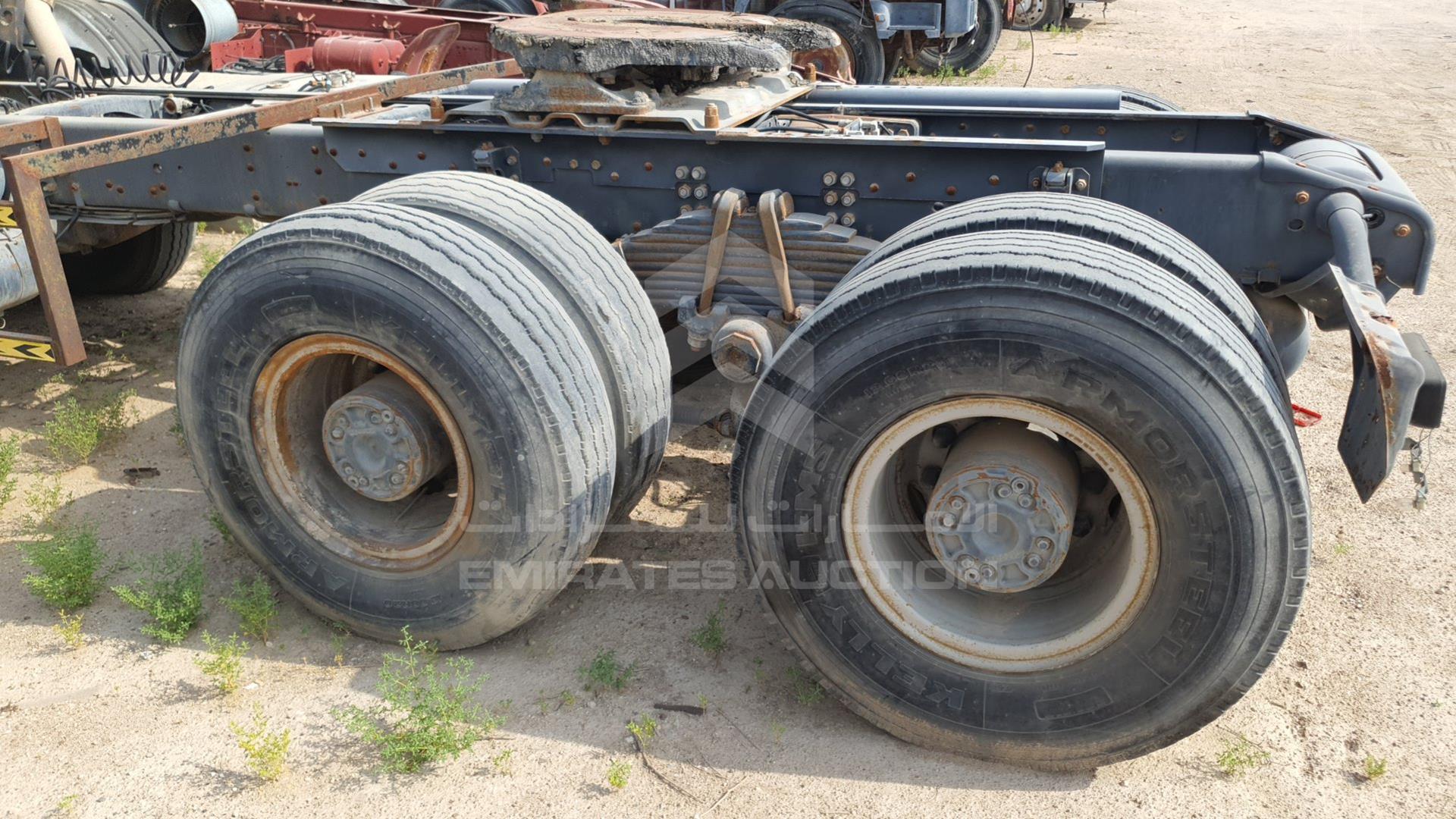 2004 SCANIA --- VIN: XLEP6X40044504257