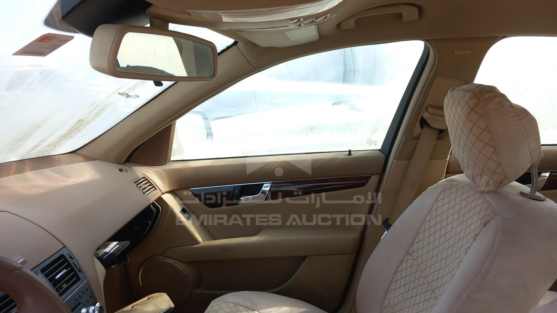 2008 MERCEDES C 180 VIN: WDDGF46X58A126195