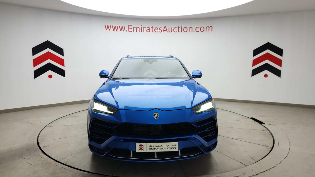 2021 Lamborghini Urus — 360-degree view