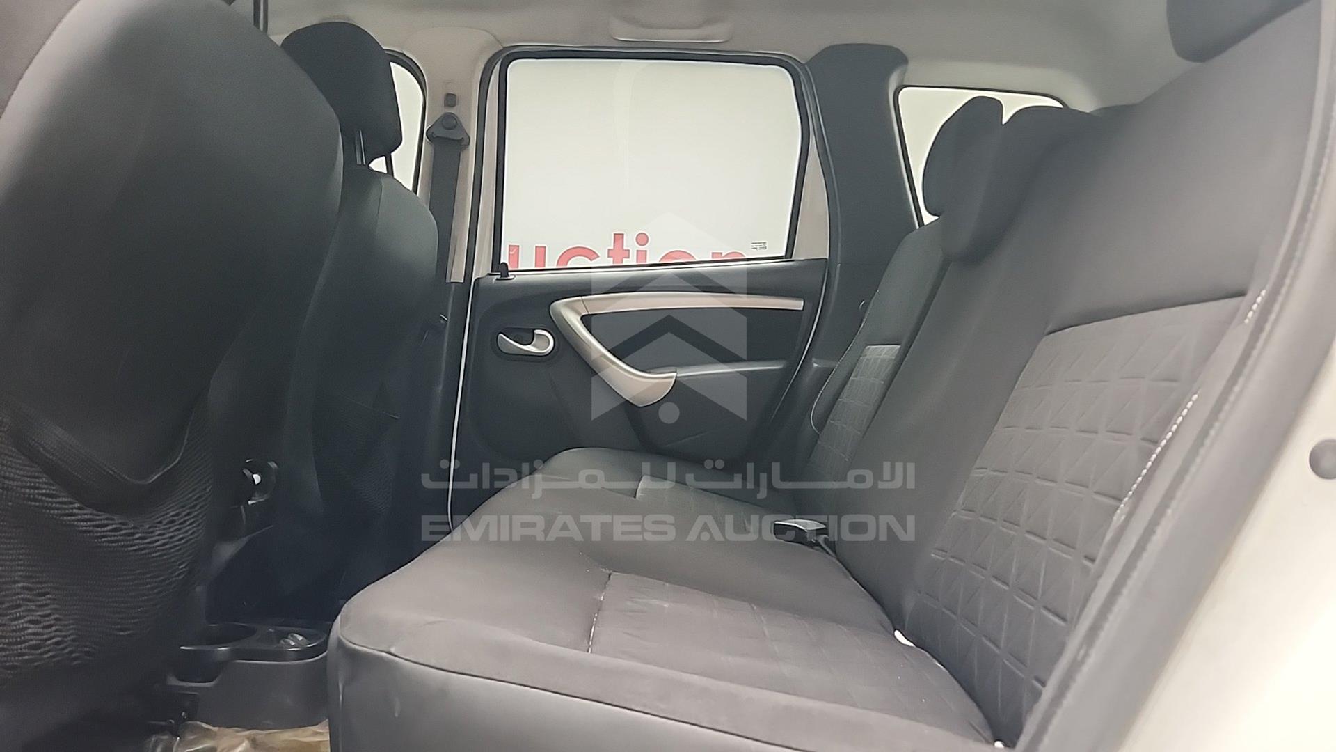 2015 RENAULT DUSTER VIN: VF1HSRCA3FA510706