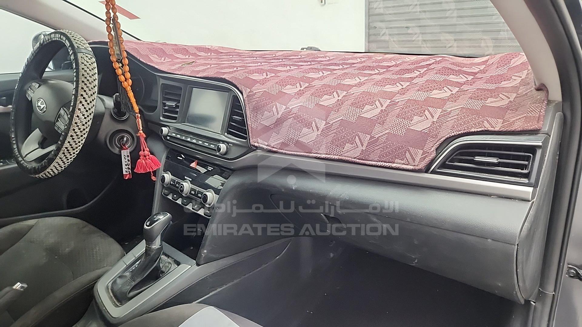 2020 HYUNDAI ELANTRA VIN: 5NPD84LF4LH566560