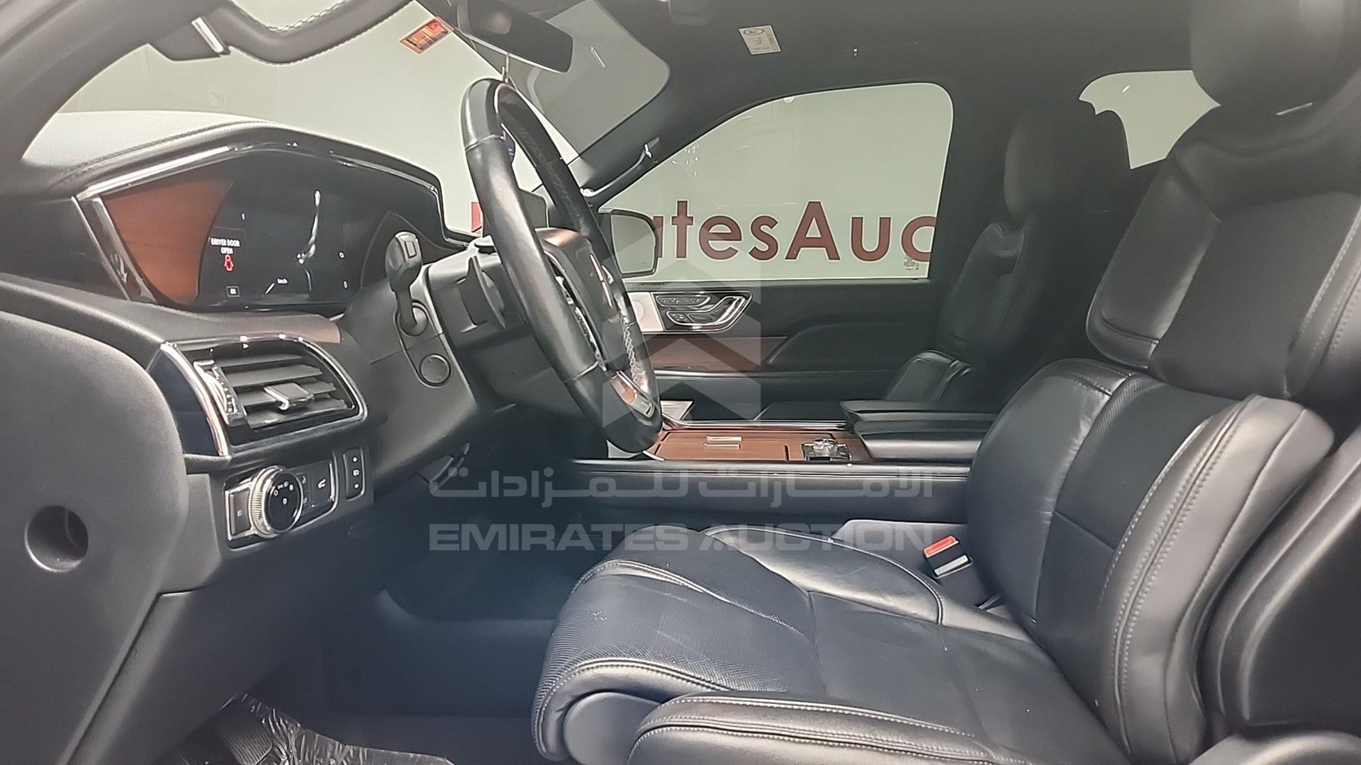 2018 LINCOLN NAVIGATOR VIN: 5LMJJ2LT4JEL16887