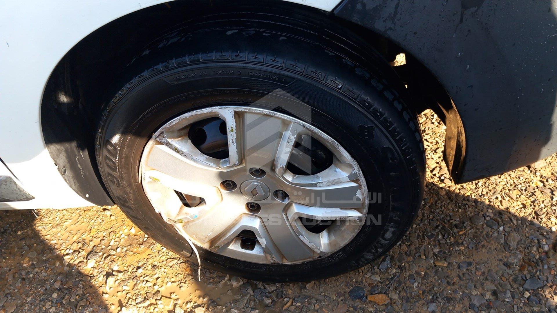 2019 RENAULT DOKKER VIN: VF18SRB40KG449625