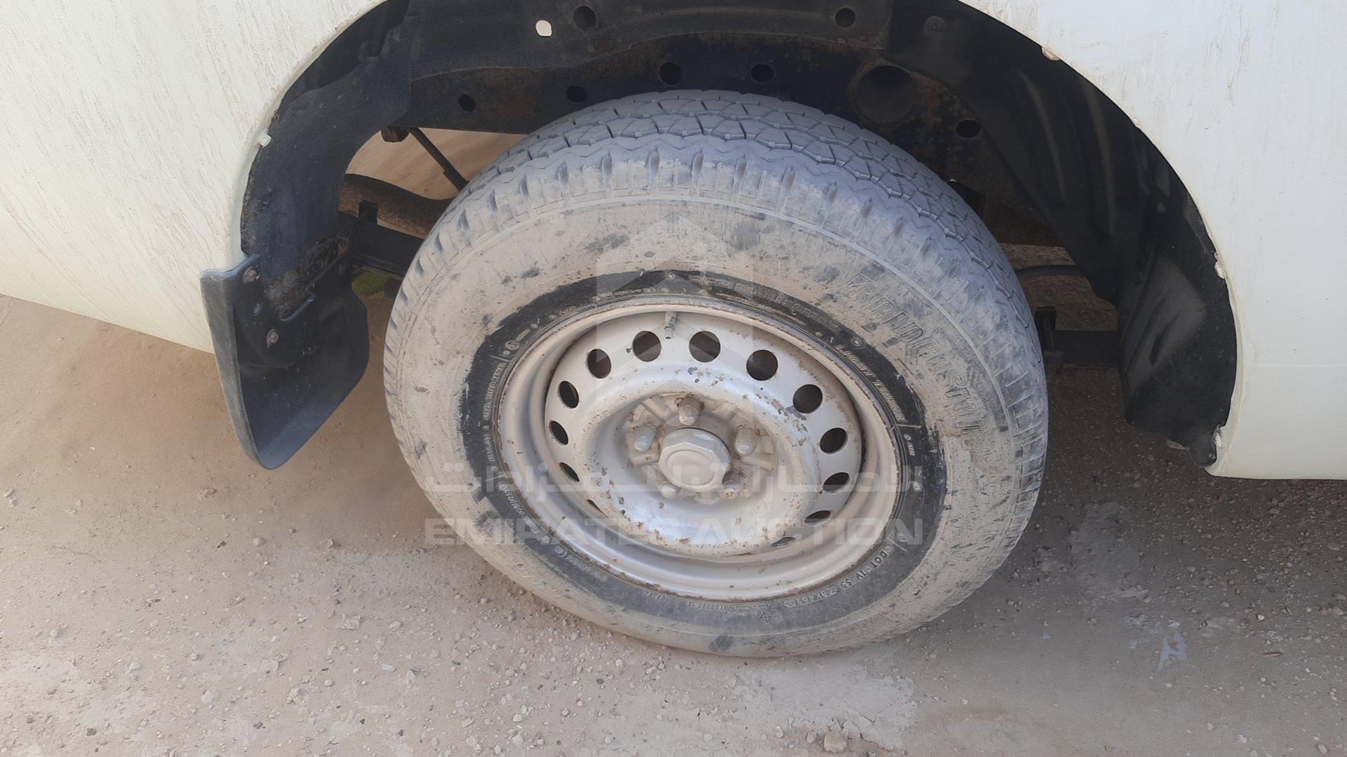 2013 MITSUBISHI L 200 VIN: MMBJNKA50DD027657
