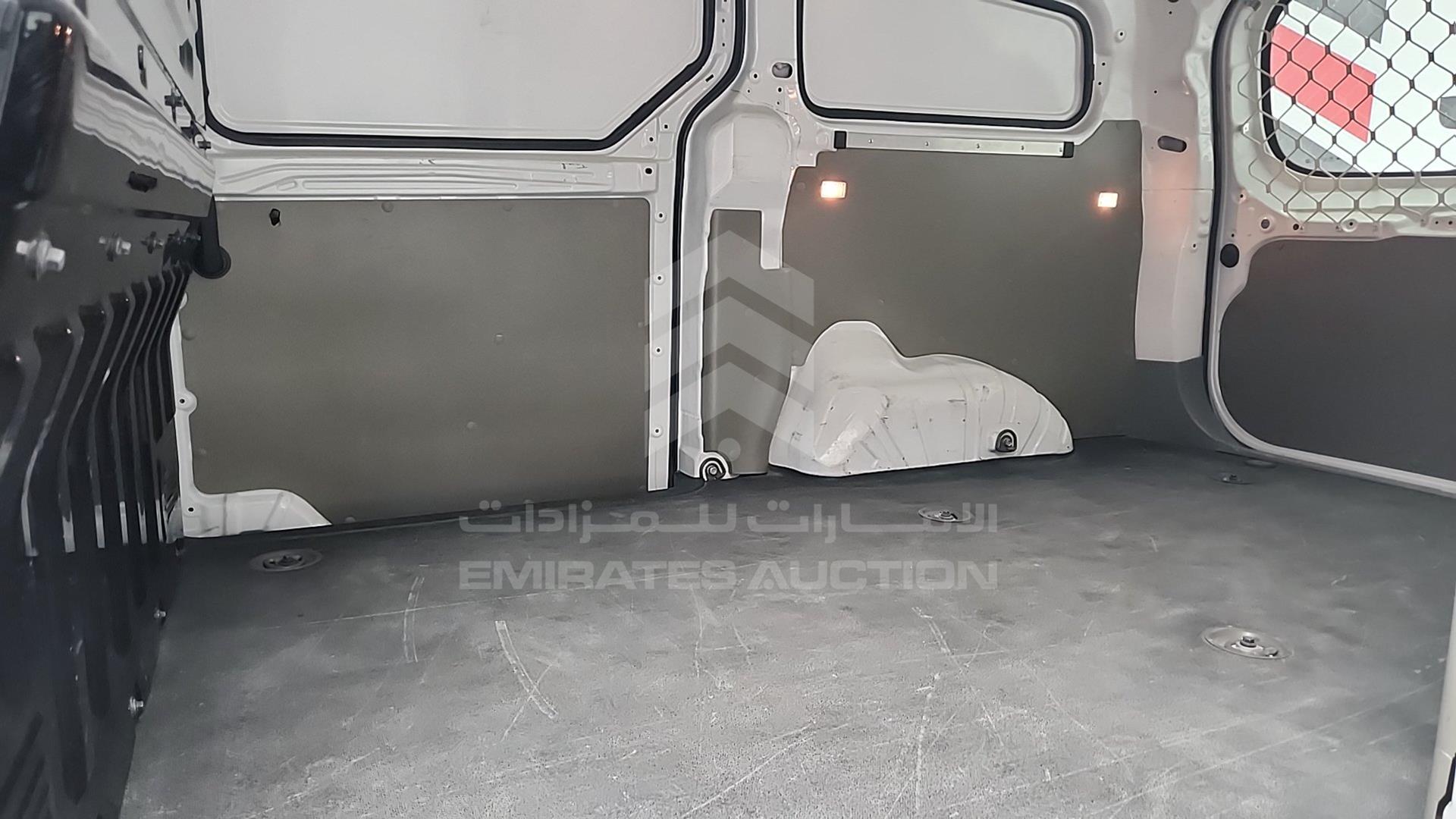 2017 MAXUS G10 VIN: LSKG4BC17HA063289