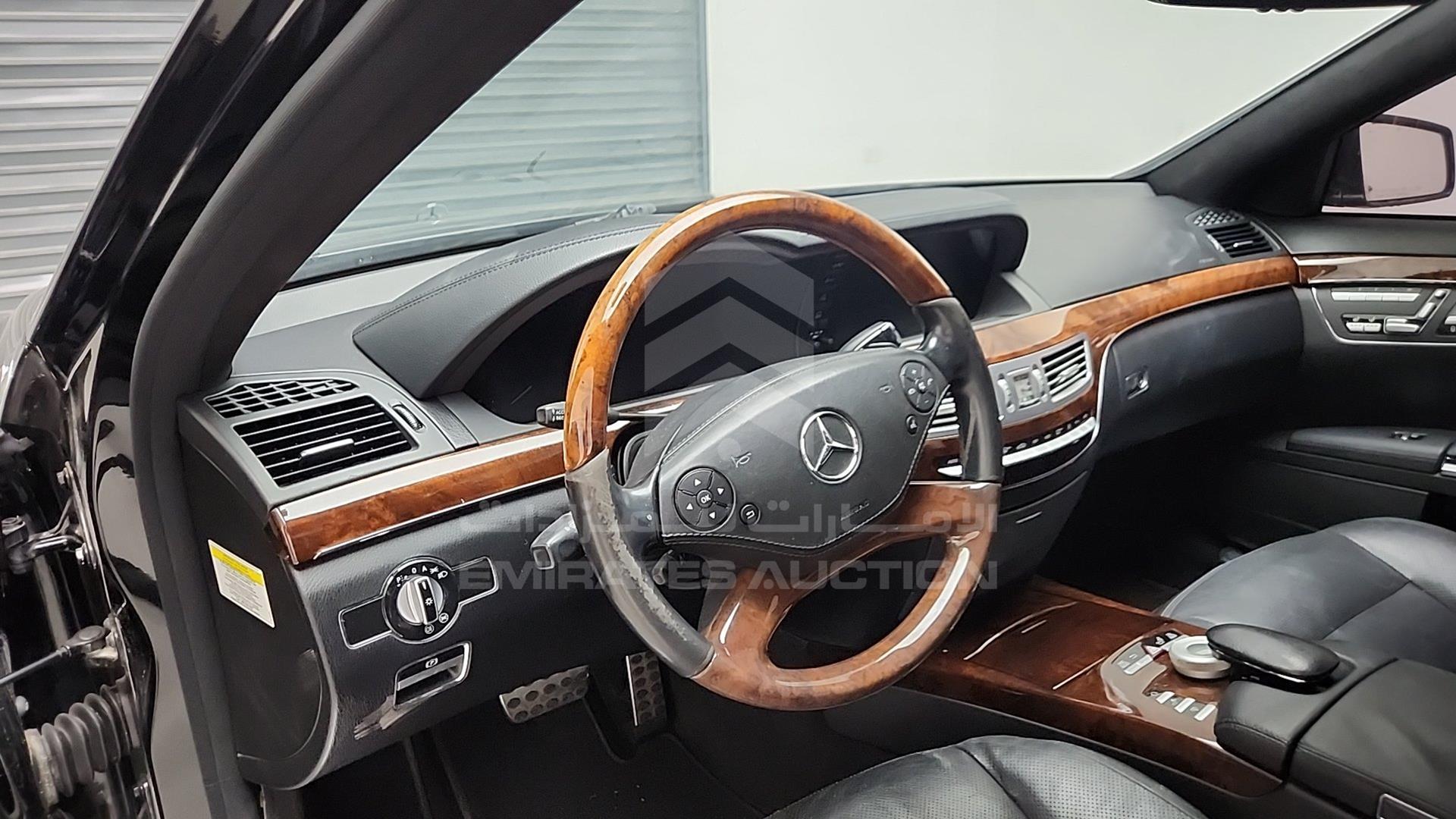 2011 MERCEDES S 350 VIN: WDDNG7BB3BA404700