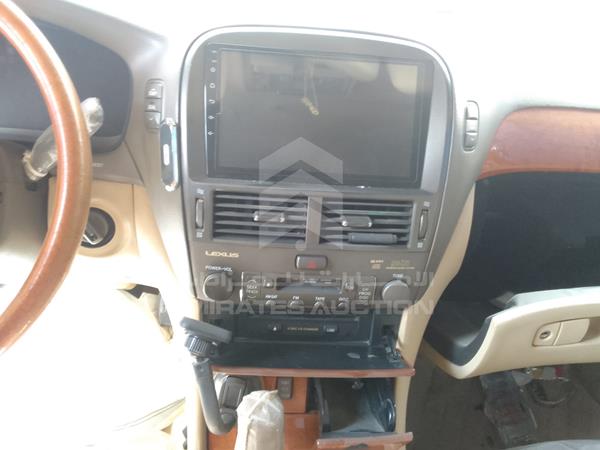 Lexus LS 430 2004 JTHBN36F440145926 Image 32