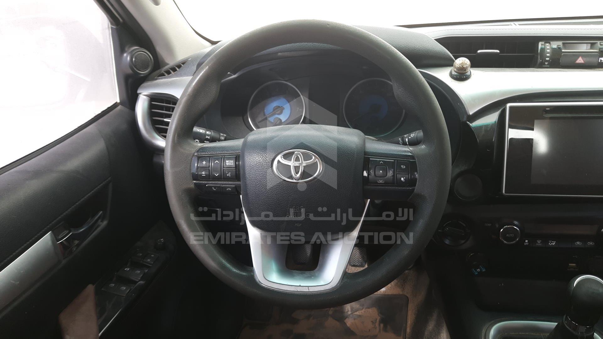 2016 TOYOTA HILUX VIN: MR0HX8CD8G1356830