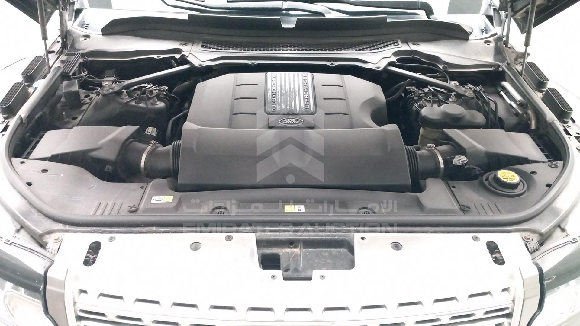 2016 RANGE ROVER VOGUE VIN: SALGA2EF9GA304882