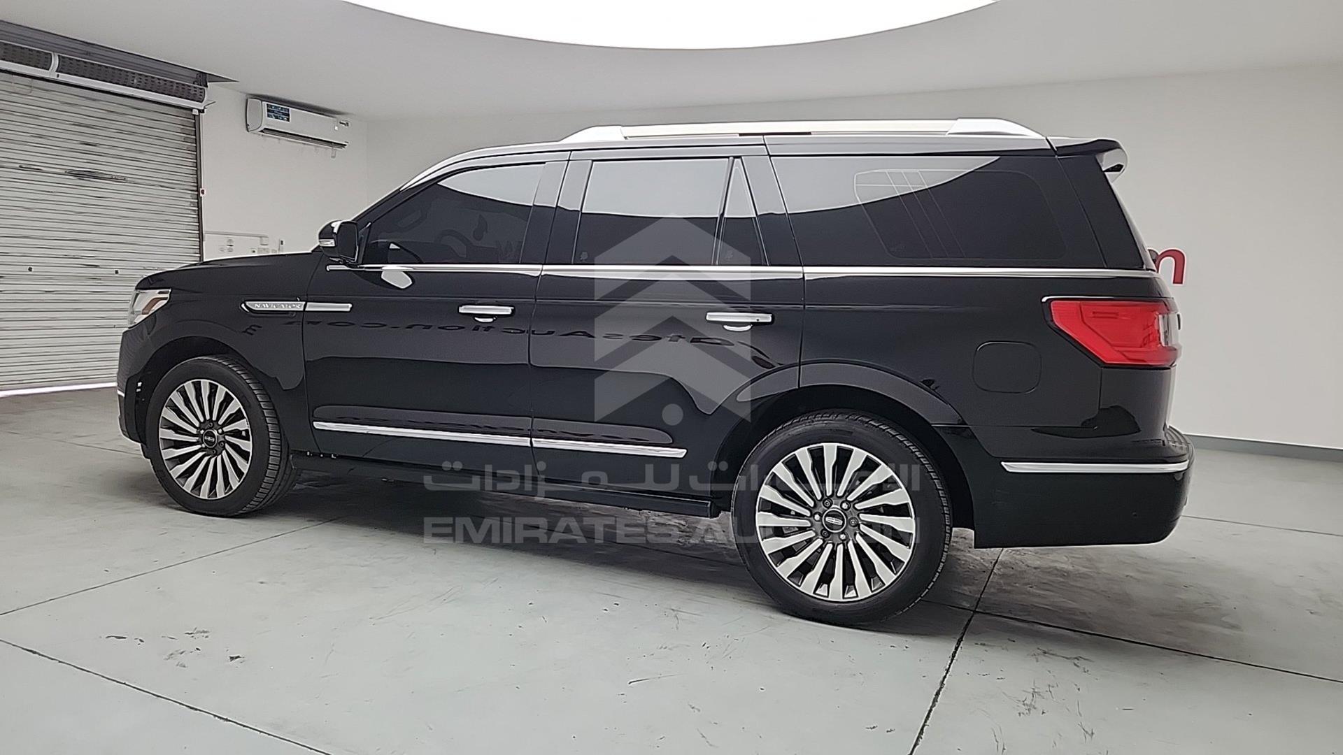 2018 LINCOLN NAVIGATOR VIN: 5LMJJ2LT4JEL16887