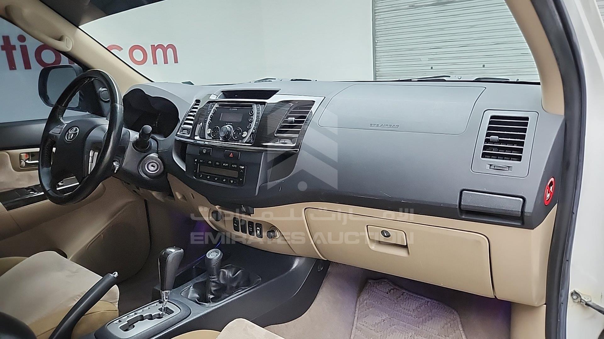 2014 TOYOTA FORTUNER VIN: MHFYU59G0E7034480