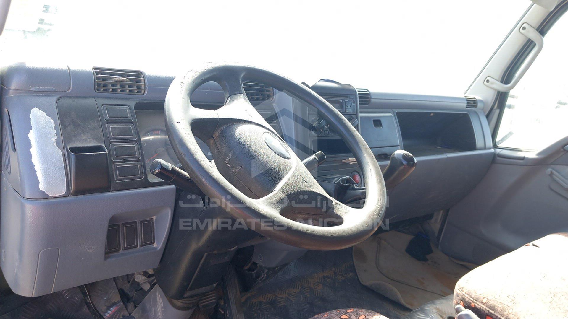 2015 MITSUBISHI CANTER VIN: JL7B6E1PXFK022037