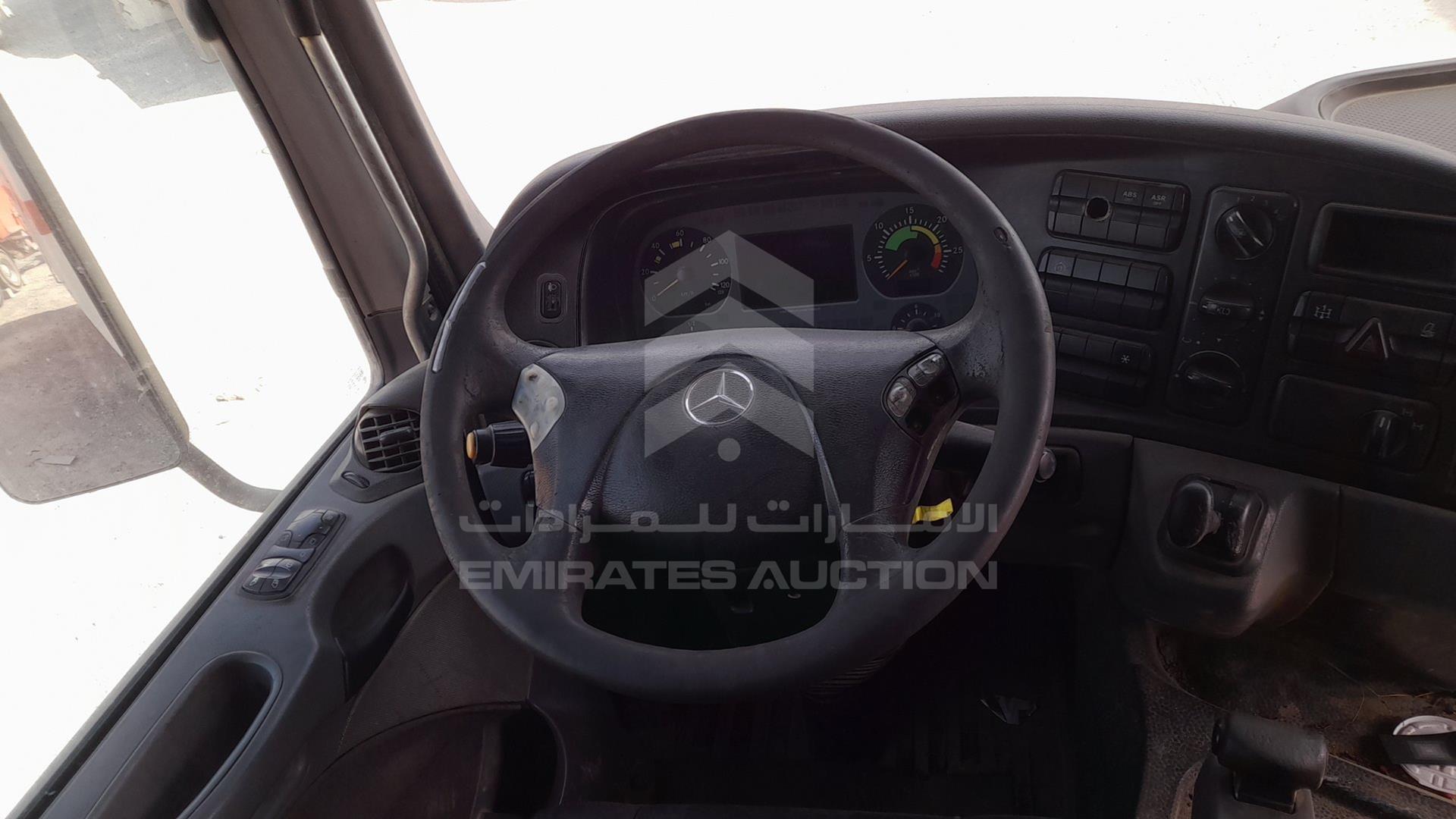2008 MERCEDES ACTROS VIN: WDAKHCAA08L292157