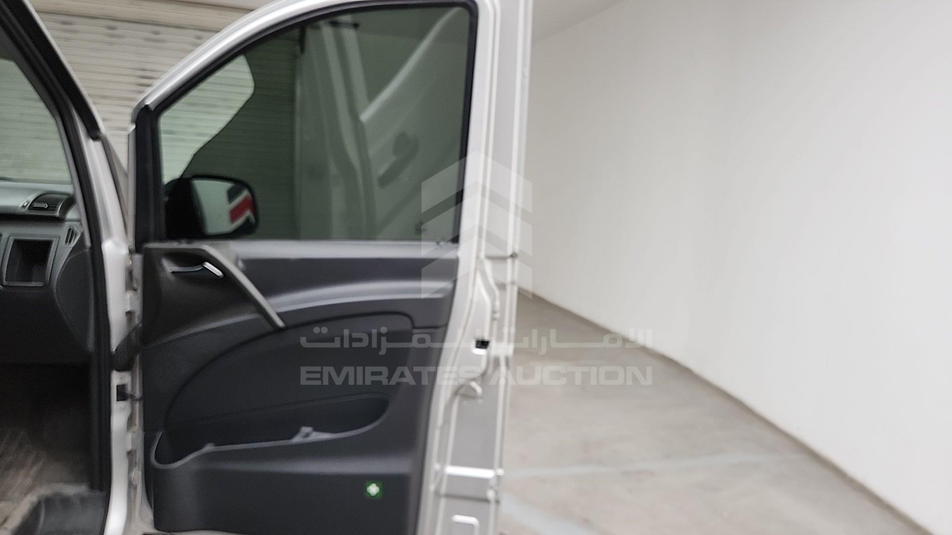 2015 MERCEDES VITO VIN: WDF639701F3912325