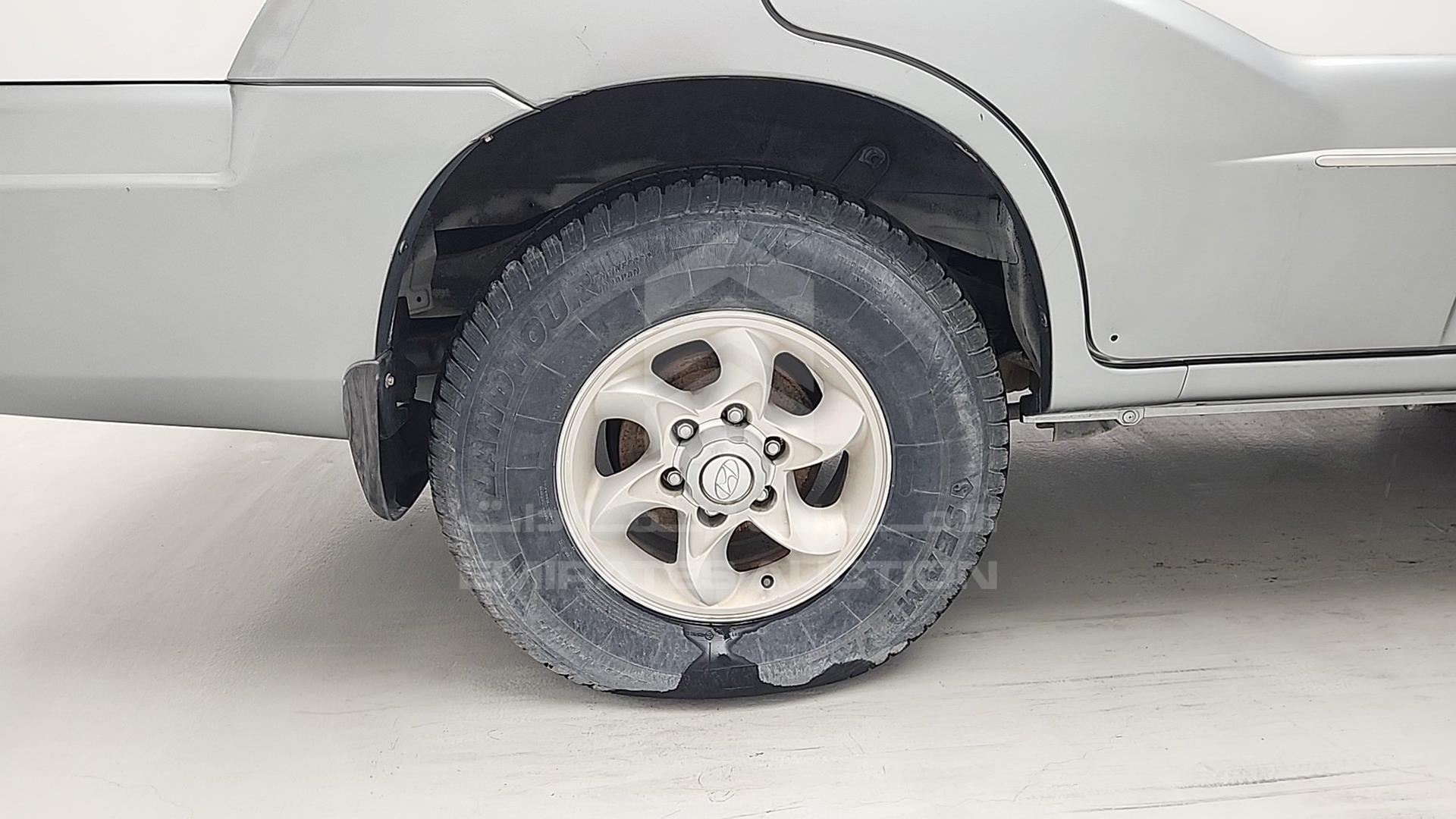 2005 HYUNDAI TERRACAN VIN: KMHNM81C45U173632