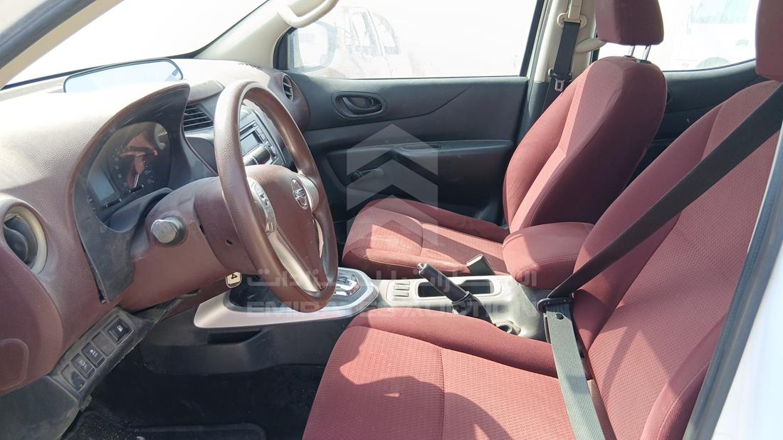 2022 Nissan Navara — Front Left Driver Seat View — Photo 13