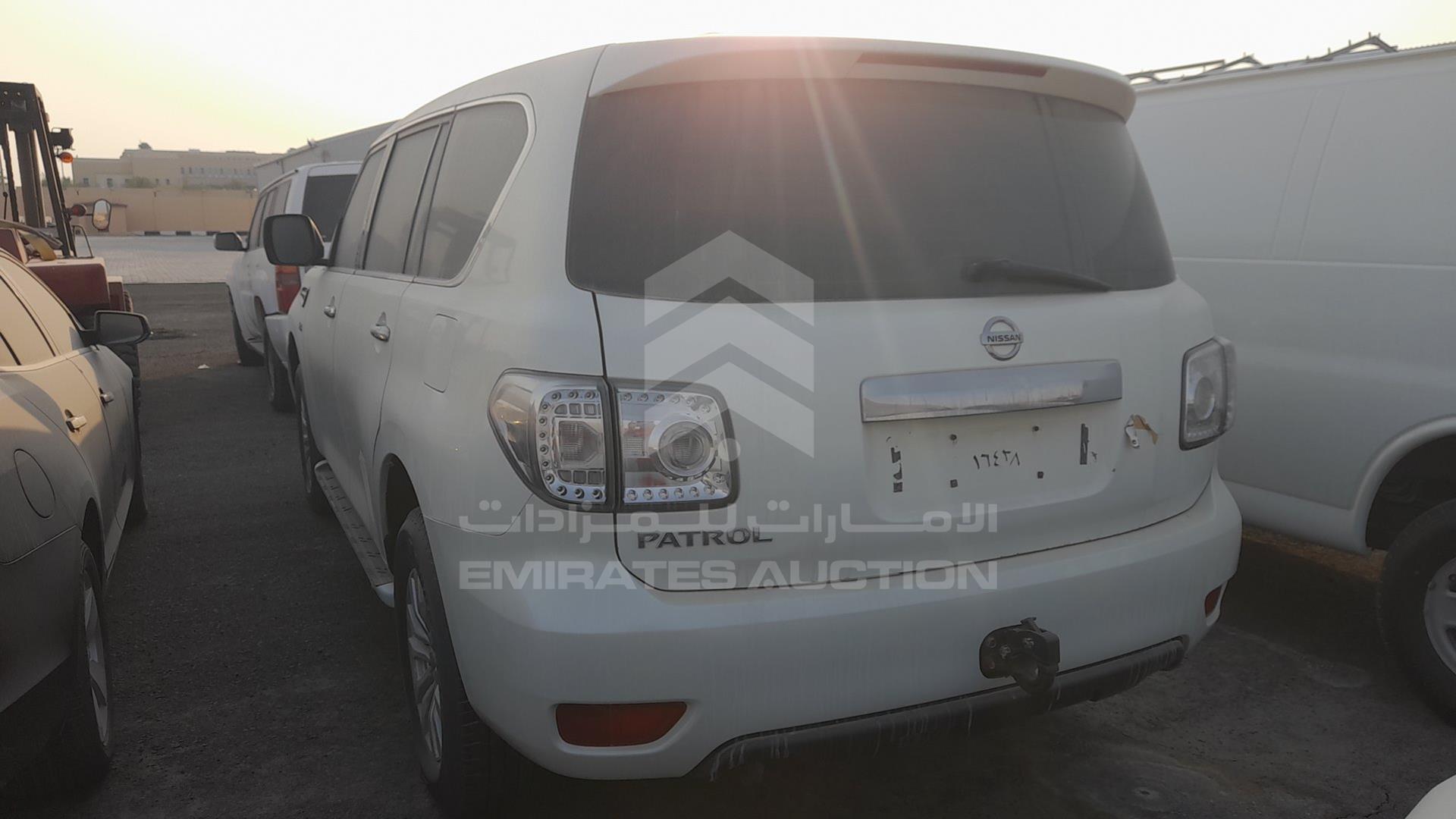 2014 NISSAN PATROL VIN: JN8AY2NY0E9071973